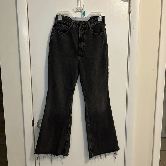 Levi’s 70s high rise flare pants - black denim jeans - Picture 2 of 6
